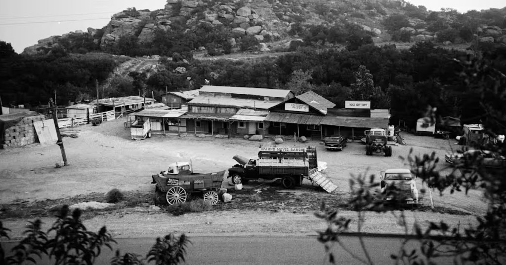 Valley Gurl Boo Haunted Series: Is the San Fernando Valley Haunted, or Is&nbsp;It?